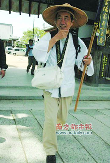 「菅直人」日前首相菅直人再做“苦行僧” 巡访日本88处名刹