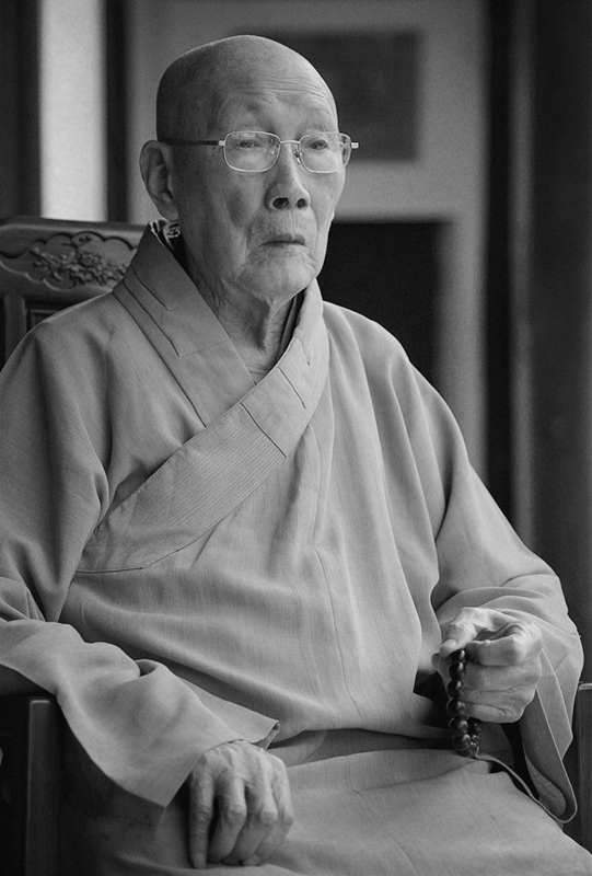 「灵岩山寺」苏州灵岩山寺明学长老安详示寂