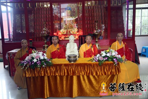 「佛教」上海洪福寺举行荫远老和尚圆寂十周年纪念传供法会