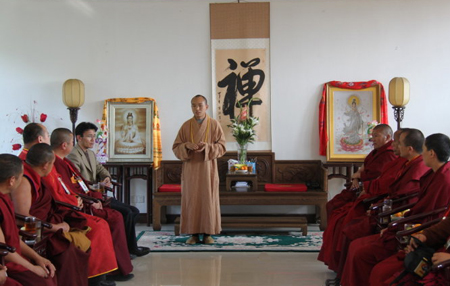 「佛教」藏传佛教青年代表团到湖北参访交流