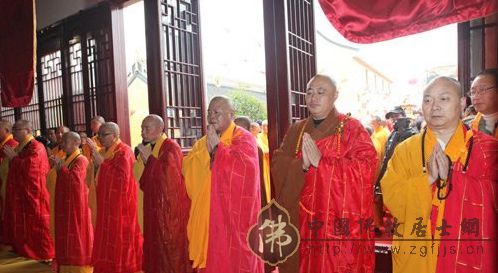 「佛教」江苏张家港盘铭寺隆重举行全堂佛像开光暨定慎法师荣膺方丈升座庆典法会