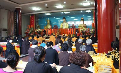 「佛教」七月十五佛欢喜日 世界各地寺庙举行盂兰盆法会
