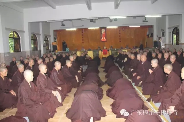 广东梅州千佛塔寺举行正授式叉尼戒仪式
