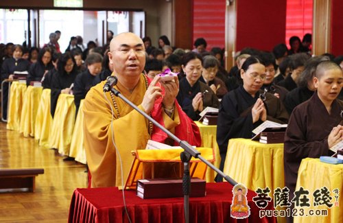 「佛教」香港佛教联合会主办清明思亲法会开幕洒净仪式