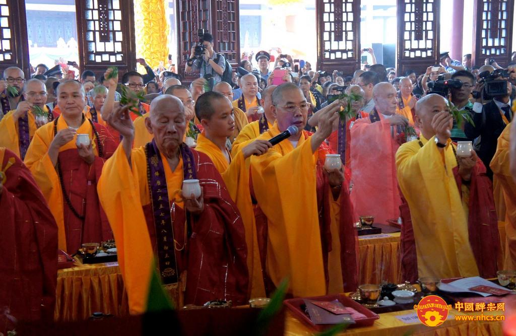 「佛教」纪念1300周年系列活动—广东南华禅寺隆重举行曹溪讲坛开光大典