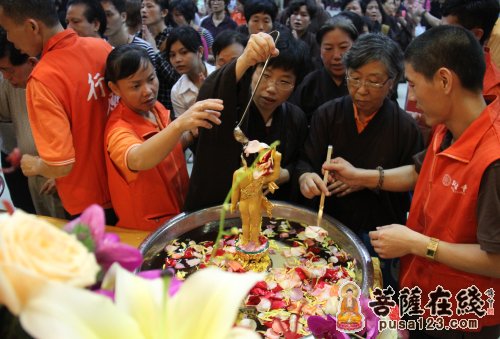 「弘法寺」深圳弘法寺举办浴佛节暨千人皈依大法会