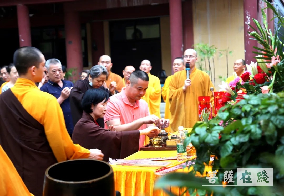 「佛教」赣州寿量古寺毗卢殿竖柱圆满 「佛教」赣州寿量古寺毗卢殿竖柱圆满