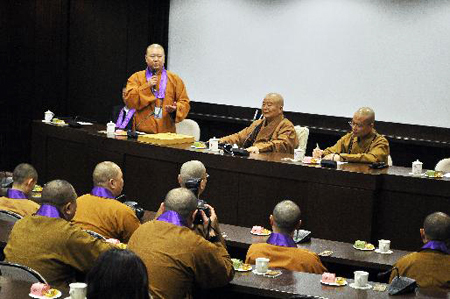 「佛教」觉醒法师率参访团到佛光山取经学习 星云大师会见