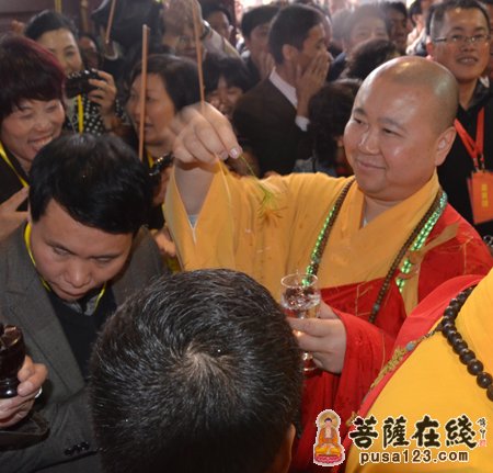 「佛教」法弘法师升座庆典暨绍兴安康寺全堂佛像开光法会取得圆满