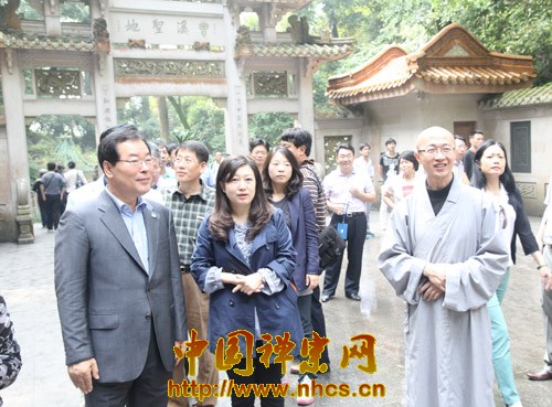 广东国际旅游文化节南华禅寺迎来各方人士参访