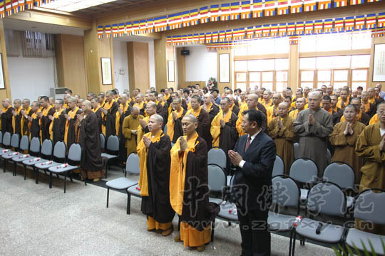 「毕业晚会」中国佛学院2011届本科班学僧毕业典礼隆重举行
