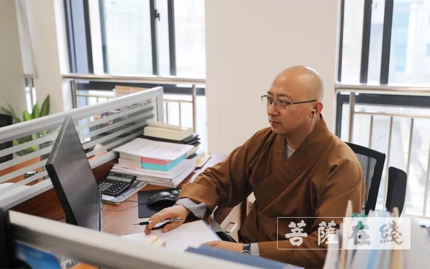 「全国人大」浙江佛学院组织全体在校师生员工收看十三届全国人大三次会议闭幕会特别报道 「全国人大」浙江佛学院组织全体在校师生员工收看十三届全国人大三次会议闭幕会特别报道