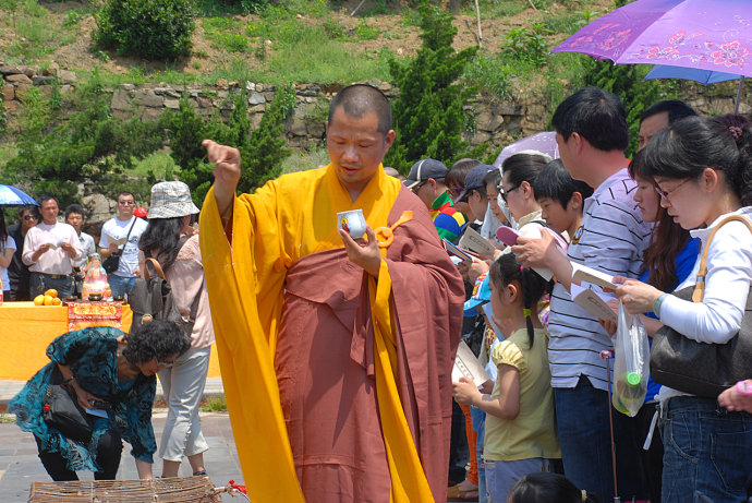 「红安」武汉归元护生群联合红安天台寺举行大型放生法会 「红安」武汉归元护生群联合红安天台寺举行大型放生法会