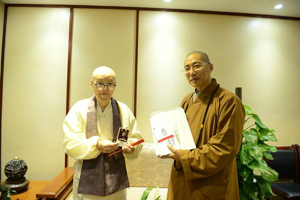 「佛教」日本佛教访问团一行参访山东三学净苑 「佛教」日本佛教访问团一行参访山东三学净苑
