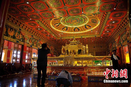 「药师如来」世界最大药师佛立体坛城在云南香格里拉举行开光仪式 「药师如来」世界最大药师佛立体坛城在云南香格里拉举行开光仪式