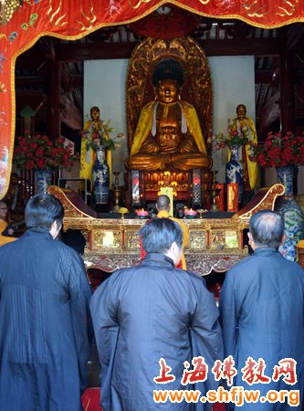 「地震」上海佛教界为尼泊尔地震举行祈愿祈福法会