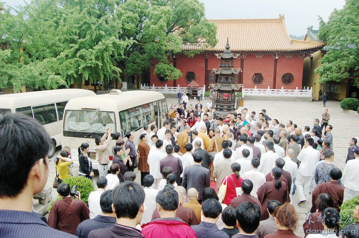 「释星云」台湾佛光山星云大师莅临东林祖庭参访 「释星云」台湾佛光山星云大师莅临东林祖庭参访