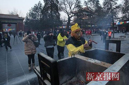 「佛教」春节哪里祈福最挤？他们居然将这里变成“金街”