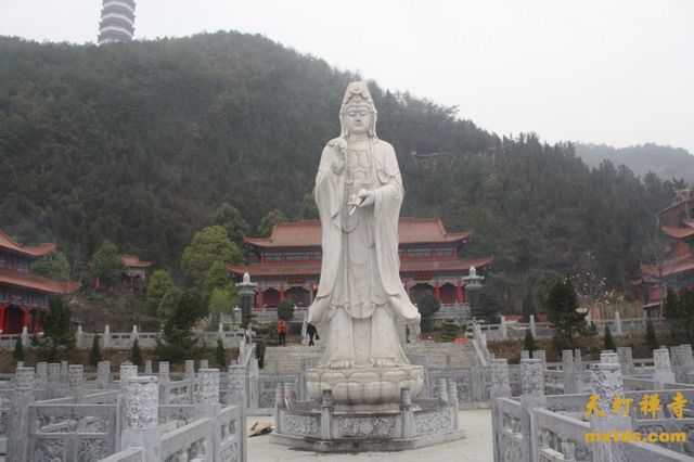「圣诞节」陕西勉县天灯禅寺举行观音菩萨圣诞暨祈福平安法会