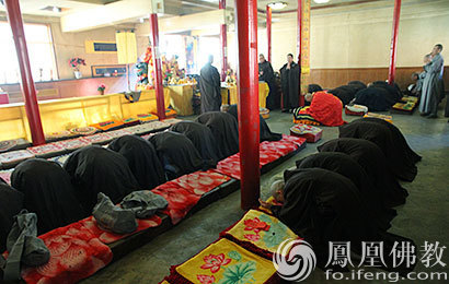 「佛教」五台山碧山寺观音菩萨出家日举行剃度法会