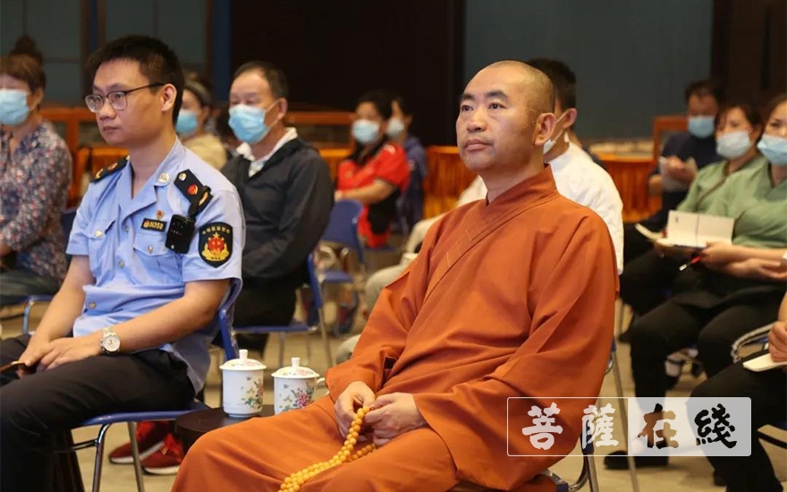 「宁国」上海宁国禅寺举行“疫情防控与食品安全”专题讲座 「宁国」上海宁国禅寺举行“疫情防控与食品安全”专题讲座