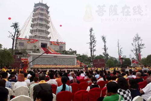 「佛教」贵州贵阳大兴国寺中兴第一代方丈心照法师升座仪式举行
