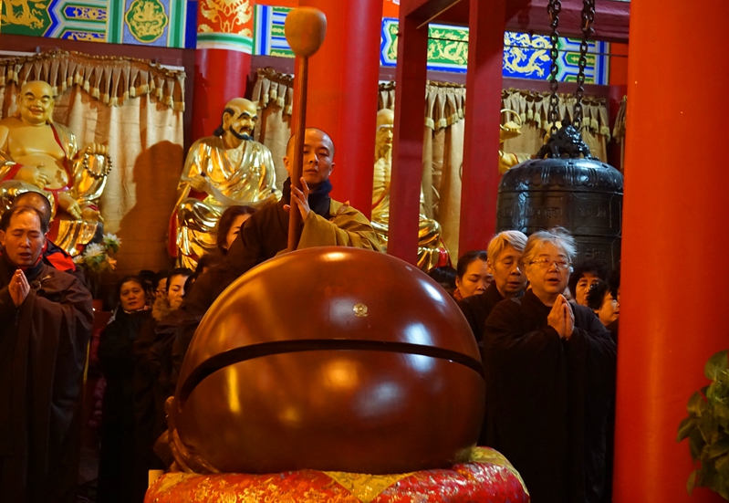 「佛教」莲花源寺恭祝弥陀圣诞吉日新发意菩萨剃度并举办无遮蒙山施食超荐法会暨心灵讲座 「佛教」莲花源寺恭祝弥陀圣诞吉日新发意菩萨剃度并举办无遮蒙山施食超荐法会暨心灵讲座