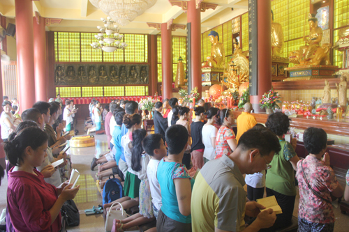 「观音」福建厦门石室禅院、梵天禅寺举行观音成道日拜千佛祈福吉祥法会