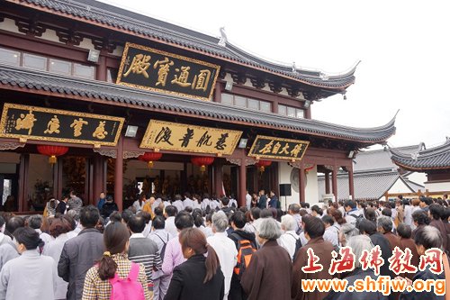「万寿寺」上海金山万寿寺僧俗二众行脚东海观音寺圆满