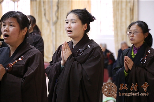 「弘法寺」广东深圳弘法寺隆重举行2015年千人皈依法会