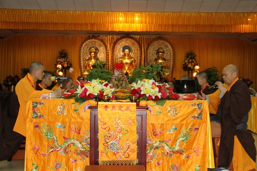 「佛教」广东深圳弘法寺举行华严大法会　纪念本焕长老圆寂100天