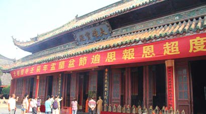 「佛教」七月十五佛欢喜日 世界各地寺庙举行盂兰盆法会