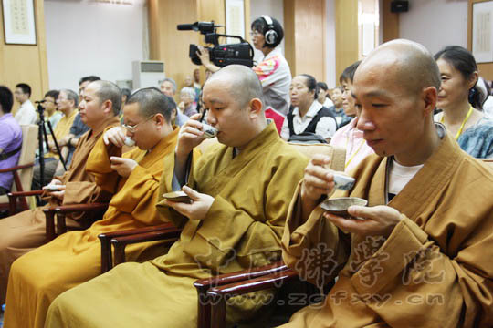「佛教」第二期法海探源初级班结业典礼在中国佛学院举行