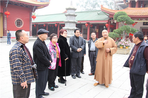 台湾人民最大党主席许荣淑一行参访厦门梵天禅寺