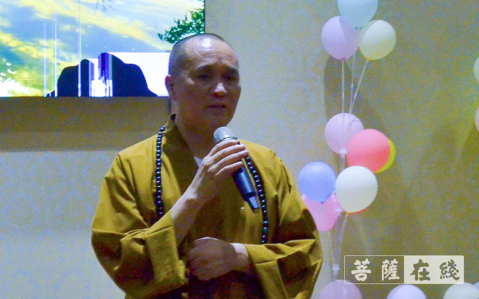 「中秋晚会」峨眉山佛学院举行2021年中秋晚会 「中秋晚会」峨眉山佛学院举行2021年中秋晚会