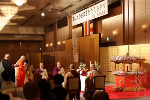 「佛教」光泉法师应邀出席日本京都浴佛节大法会 「佛教」光泉法师应邀出席日本京都浴佛节大法会