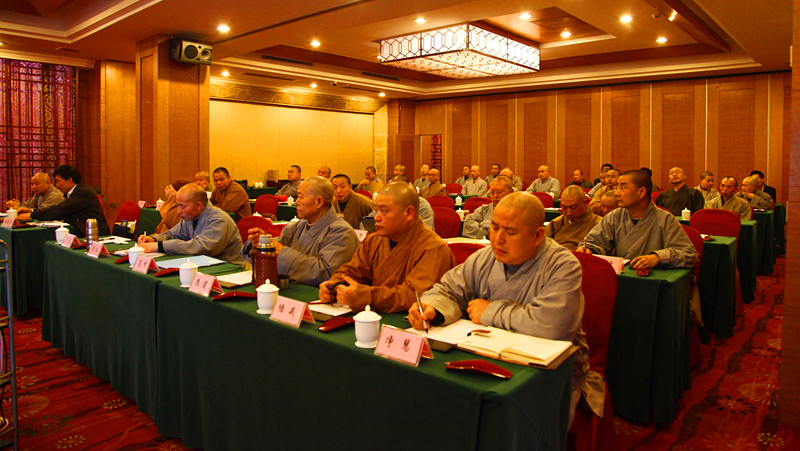 「佛教」苏州市佛教协会召开第六届理事会第三次理事会议