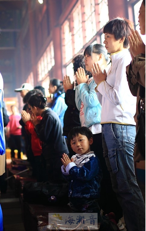 「佛教」大连观海寺隆重举行四月初八浴佛节万灯供如来法会 「佛教」大连观海寺隆重举行四月初八浴佛节万灯供如来法会