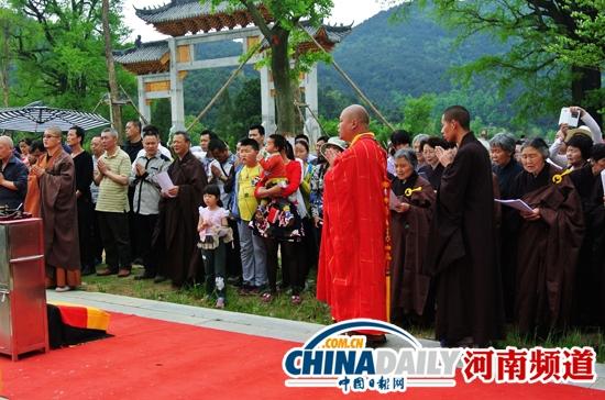 「佛教」河南黄柏山法眼寺晒汉地最大手绘大佛
