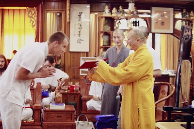 “慈风普扇”的文化内涵