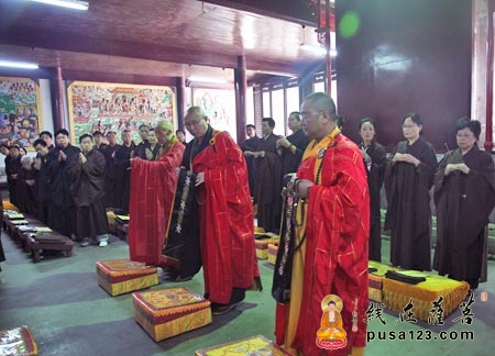 「佛教」宝华山隆昌寺圆满传授在家居士三皈五戒八关斋戒菩萨戒法会