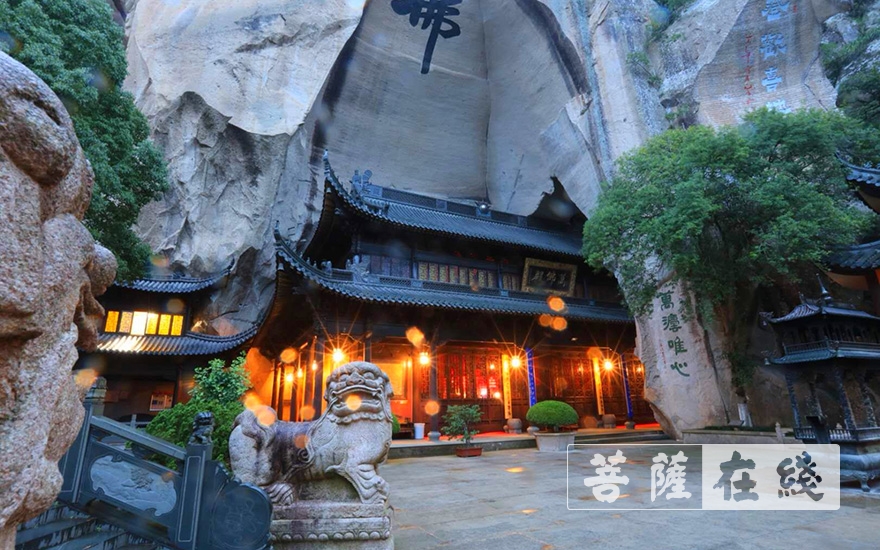 「佛教」二十年，在峭壁上建道场的法师：我只是由此岸尾登彼岸