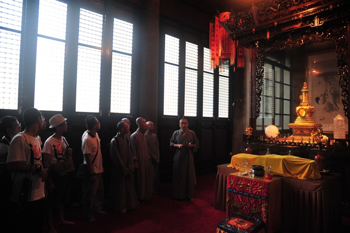 「法鼓山」台湾法鼓山果品法师一行参访成都文殊院