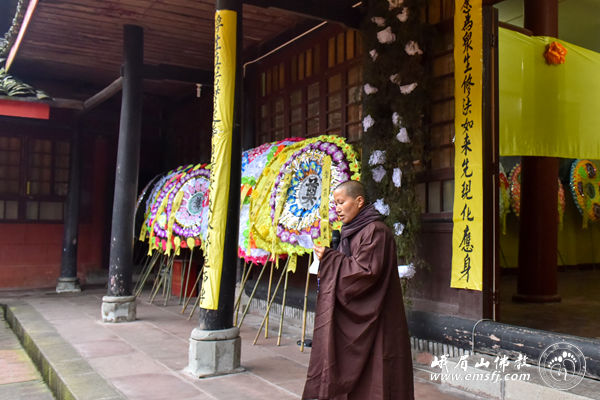 「峨眉山」常真老法师追悼会在四川峨眉山伏虎寺举行