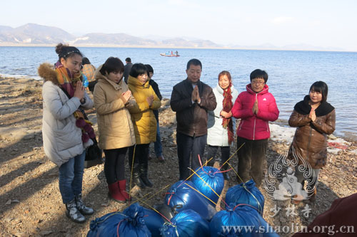 「佛教」天津盘山北少林寺举行诵经放生法会