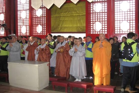 「佛教」韩国佛教曹溪宗代表团一行参访江苏南京栖霞古寺