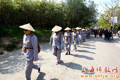 「普陀山」上海大圆通寺慧莲法师行脚一行朝圣普陀山圆满