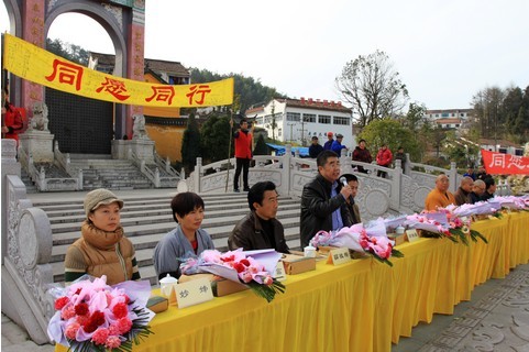 「九华山」山东博山正觉寺释仁炟法师三步一叩朝礼九华山圆满