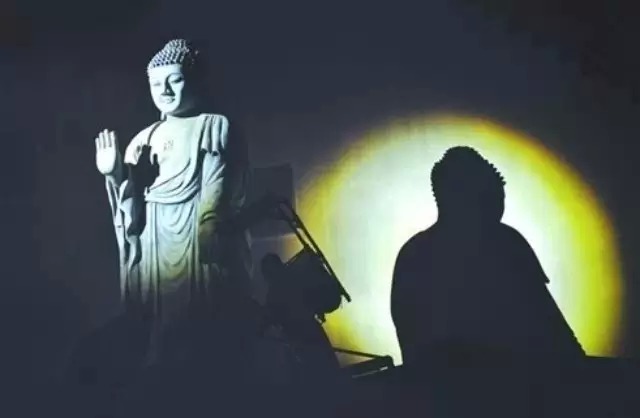 「班禅喇嘛」大师们的另类长寿灌顶