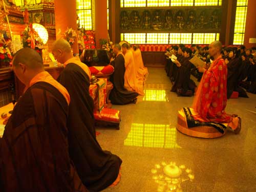「药师如来」厦门石室禅院隆重举办 “四十九天药师佛昼夜精进念佛祈福消灾大法会” 「药师如来」厦门石室禅院隆重举办 “四十九天药师佛昼夜精进念佛祈福消灾大法会”